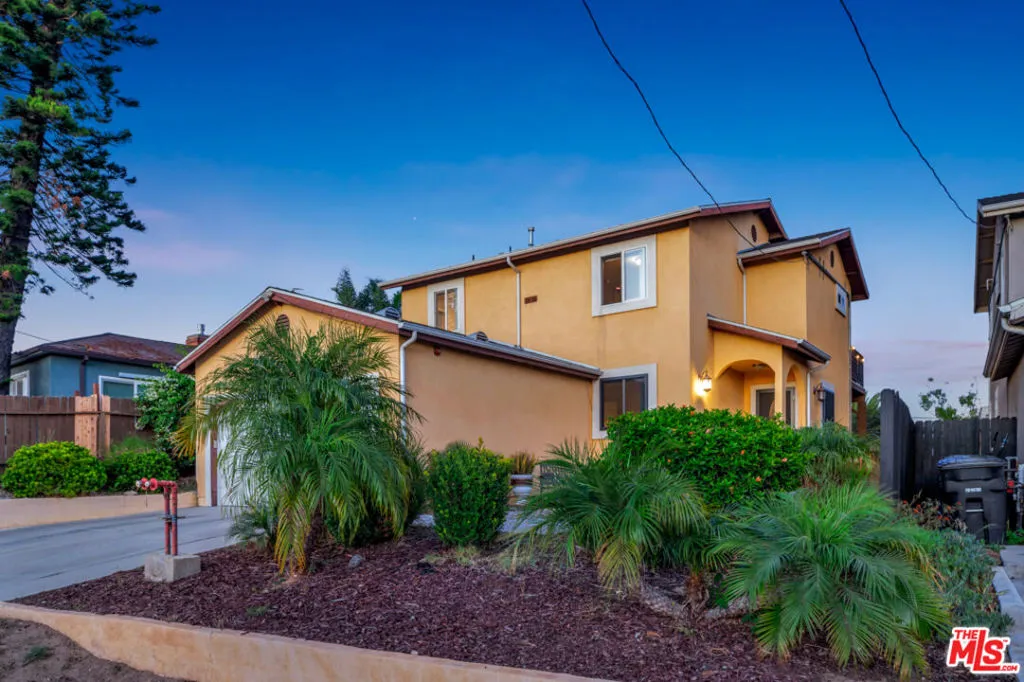 3915 Dwiggins Street, Los Angeles, California 90063 home-pic-45